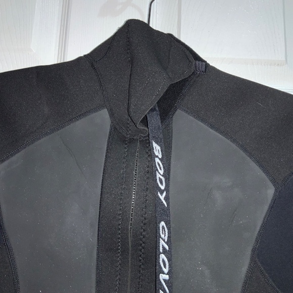 Body Glove Wetsuit springsuit short Sz 9/10 Black New Back Zip 2/1 MM back zip - Picture 7 of 10